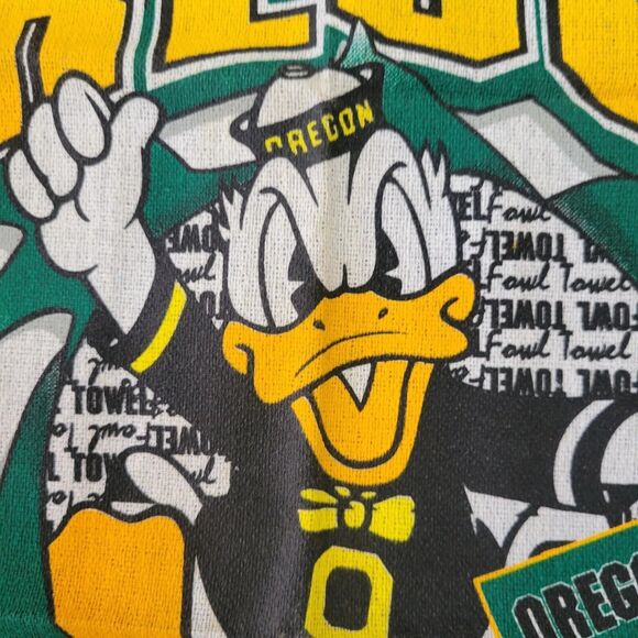 VTG 90s University of Oregon Ducks Basketball Fowl Towel Disney Donald 19x21" - Picture 5 of 6
